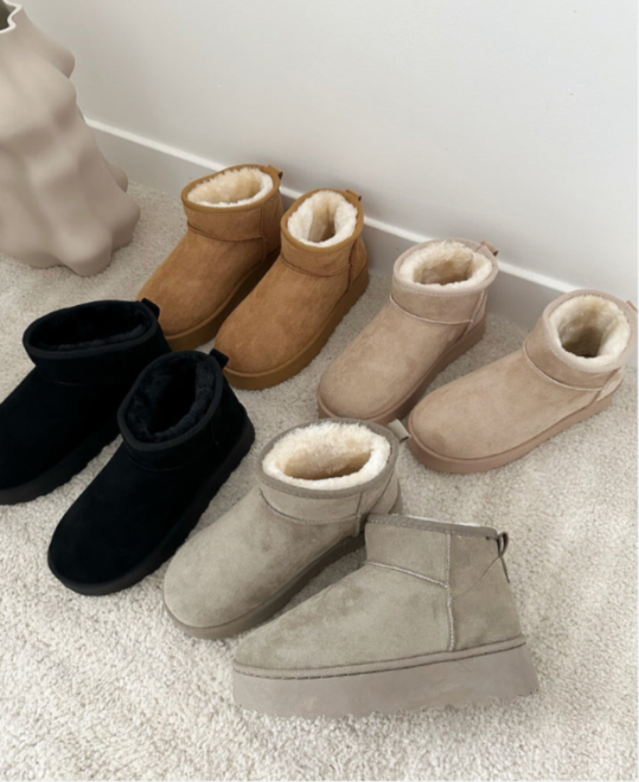 UGG