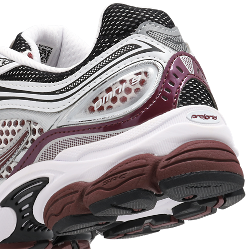 SAUCONY PROGRID OMNI 9 OG 'WHITE MAROON'