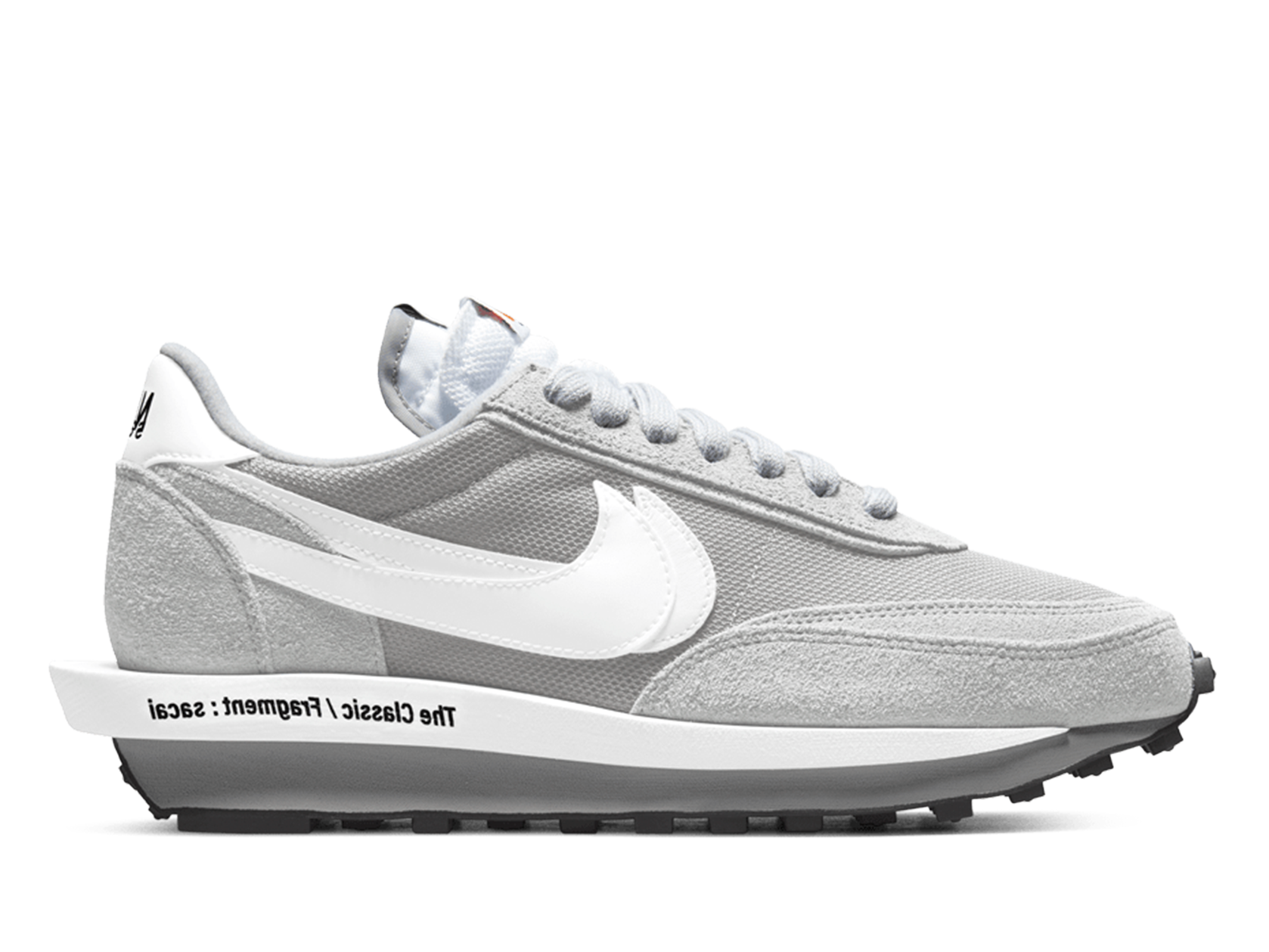white nike sacai