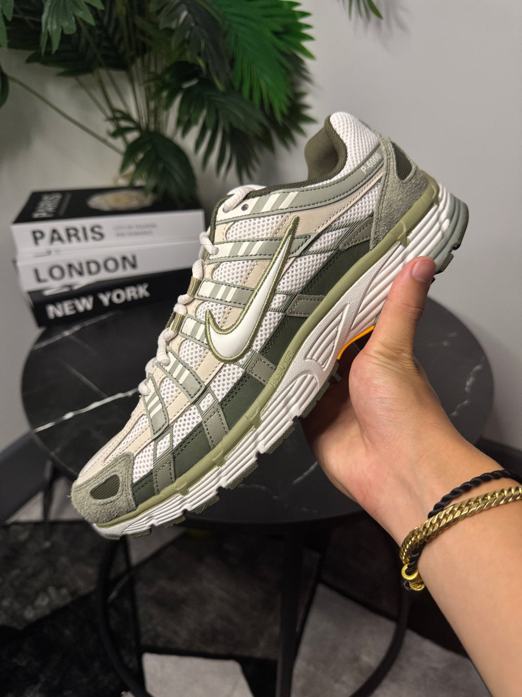 Nike P-6000 Light Army Cargo Khaki