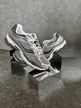Saucony ProGrid Omni 9 OG White Brown