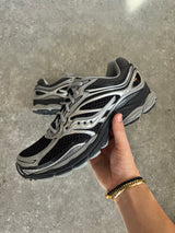 Saucony ProGrid Omni 9 Black Silver Grey