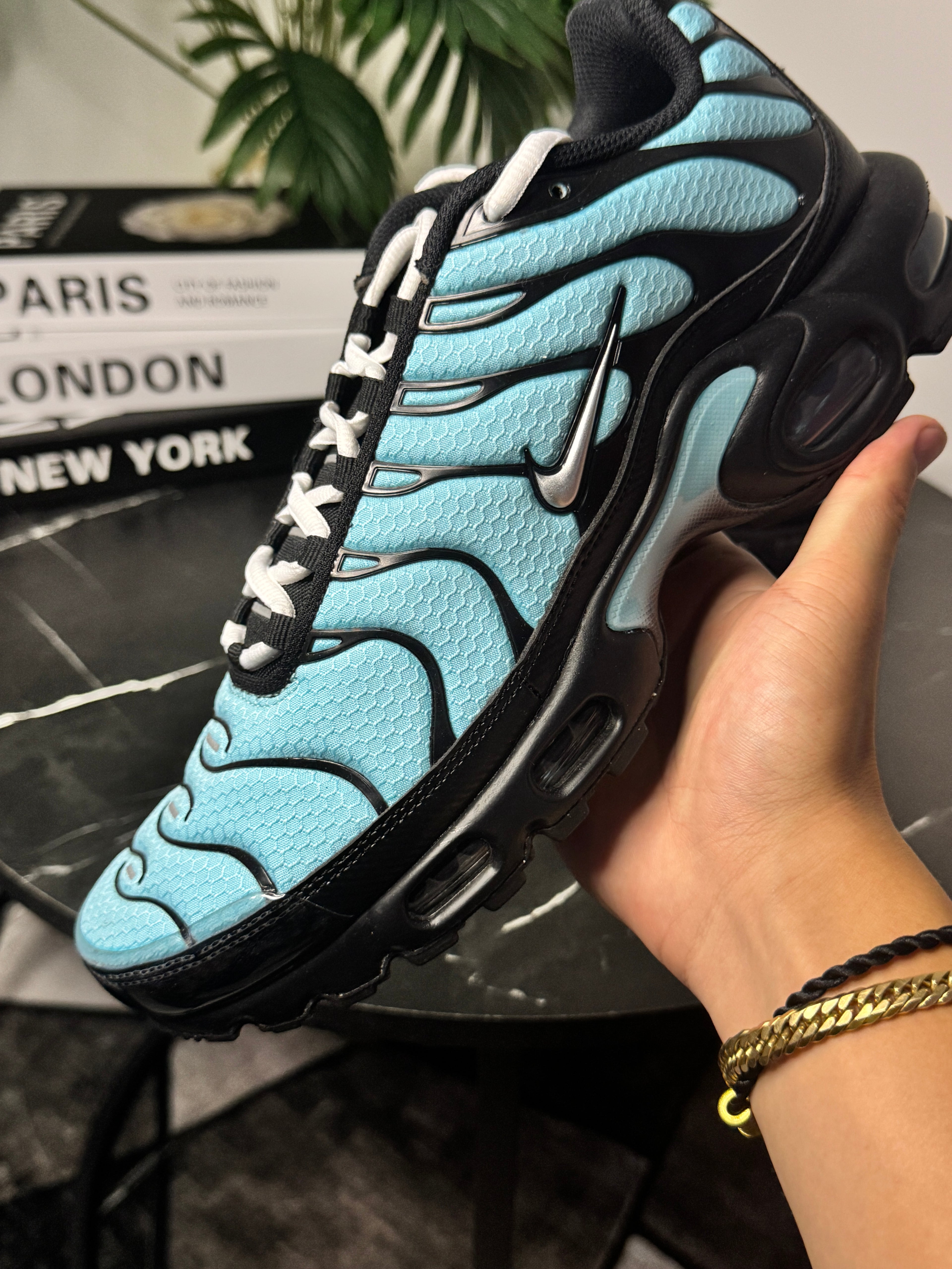 Nike Air Max Plus Tuned 1 Aqua Blue "Tiffany"