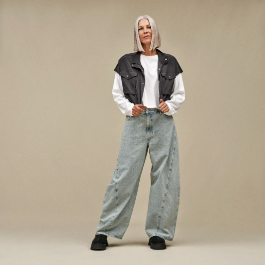 UGG Tazz II Black Women's