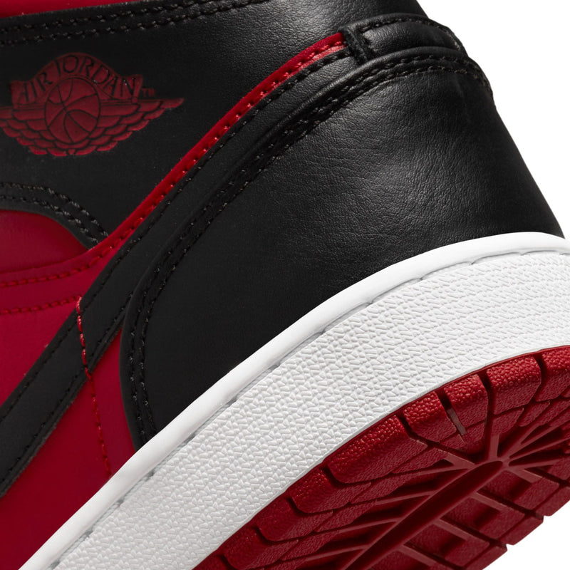 Nike Air Jordan 1 Mid Reverse Bred