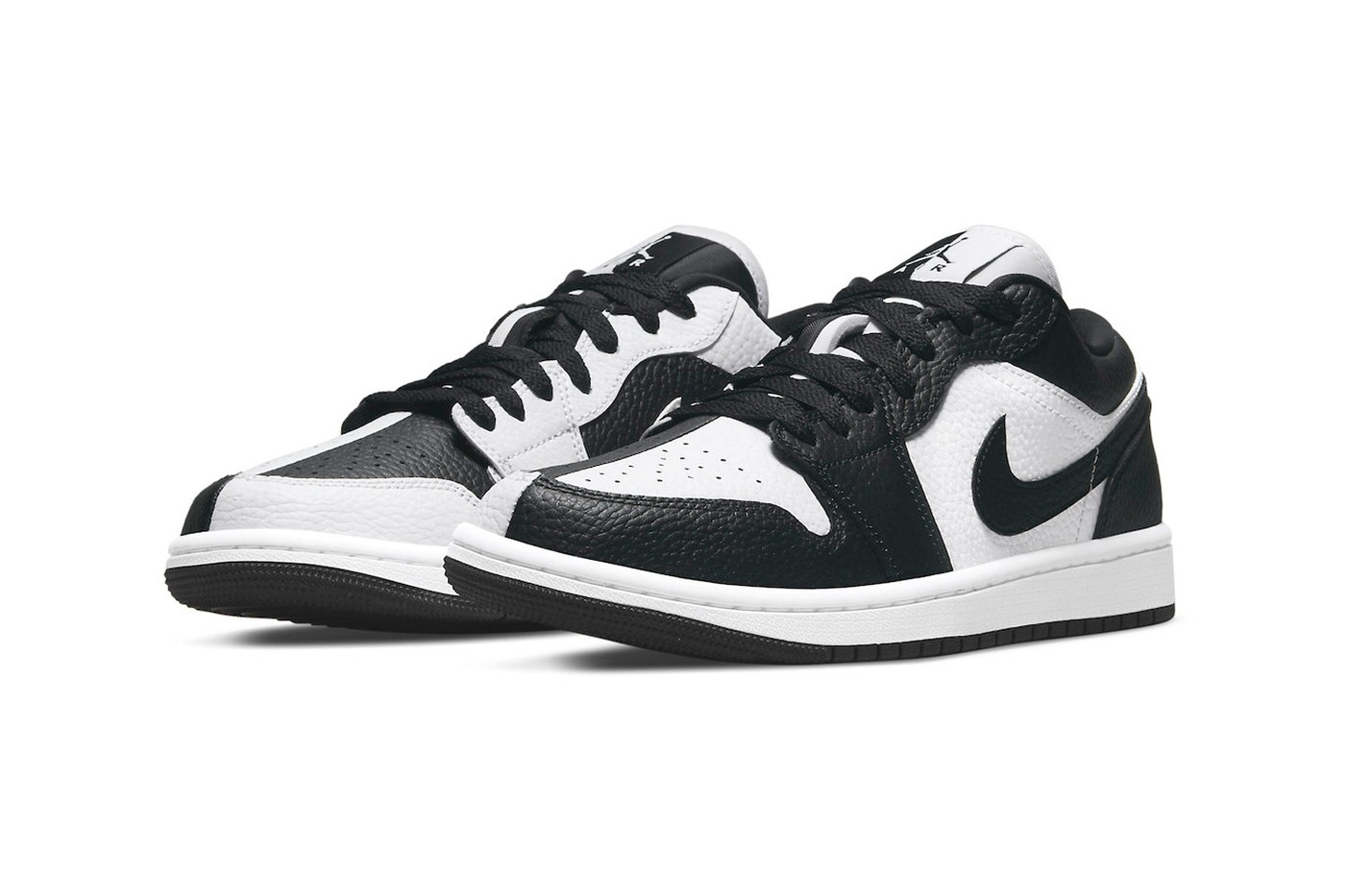 ★ナイキ★(W) Jordan 1 Low★Black and White Nike Air Jordan 1 Low Homage Black White (W) – SteppedInUk